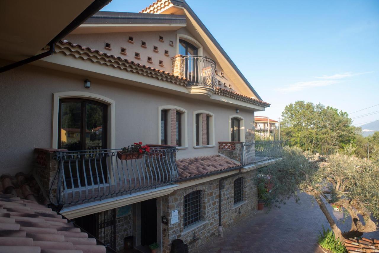 Hotel La Ginestra Castel San Lorenzo Zewnętrze zdjęcie