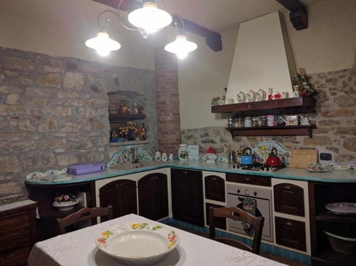 Hotel La Ginestra Castel San Lorenzo Zewnętrze zdjęcie