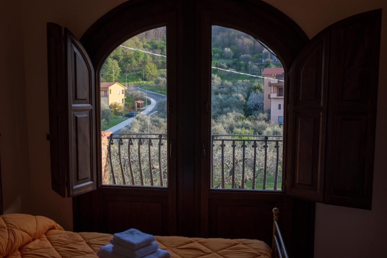 Hotel La Ginestra Castel San Lorenzo Zewnętrze zdjęcie