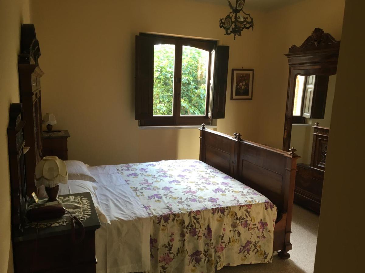 Hotel La Ginestra Castel San Lorenzo Zewnętrze zdjęcie